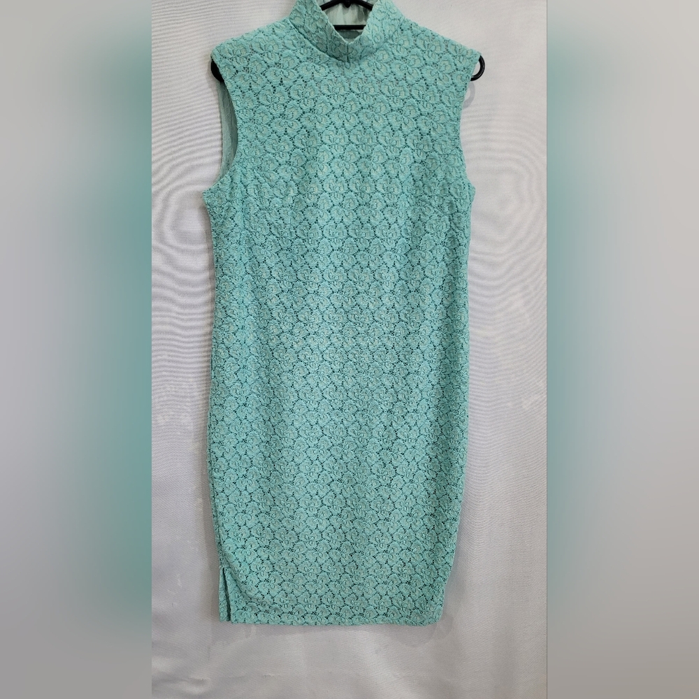 Turquoise Lace Sleeveless Dress